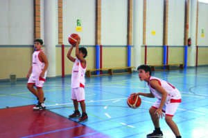 equipo alevín baloncesto Caxton College